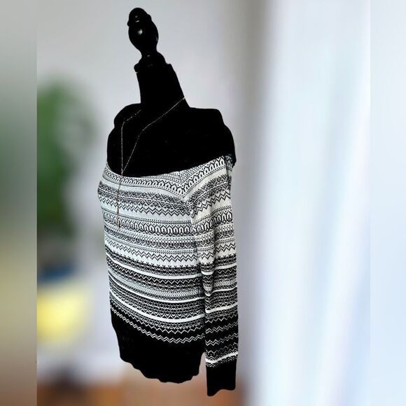 WHBM Winter Holiday Cowl Neck  Off Shoulder Fair Isle Wool Blend Sweater Size S - Picture 14 of 16